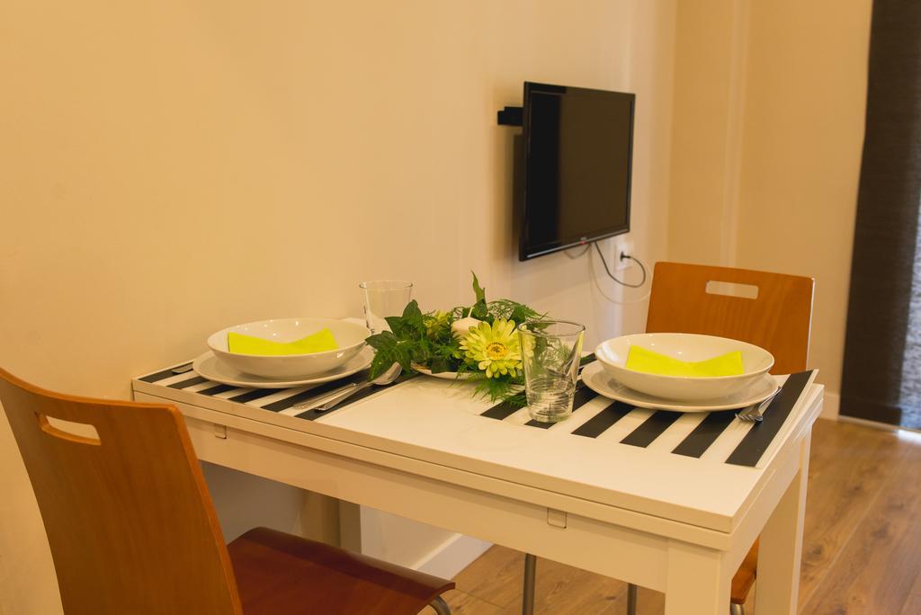 Ab Apartamentos Trinidad Málaga Kamer foto