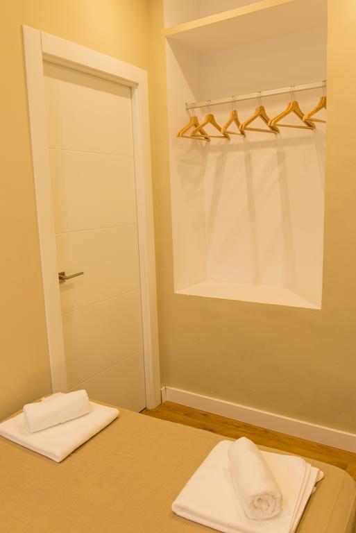 Ab Apartamentos Trinidad Málaga Kamer foto