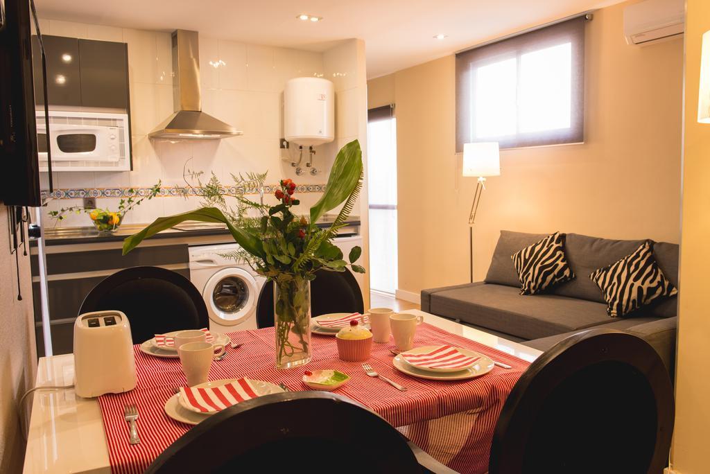Ab Apartamentos Trinidad Málaga Kamer foto